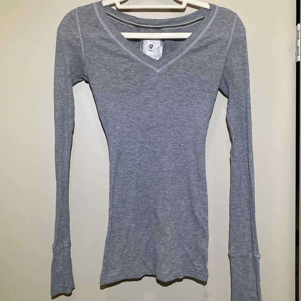 Long sleeve Abercrombie long John material shirt. Size Medium
